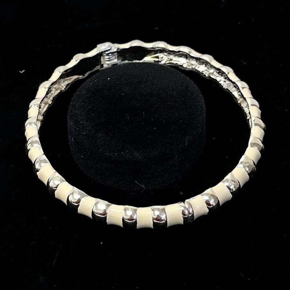 Sequin Nordstrom Cream Thin Silver Tone Enamel Hinge Bangle $25 NWOT # 28